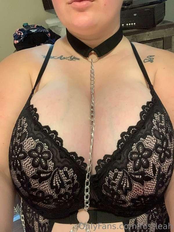 Can’t let you go to bed without seeing me😉 night night daddy..