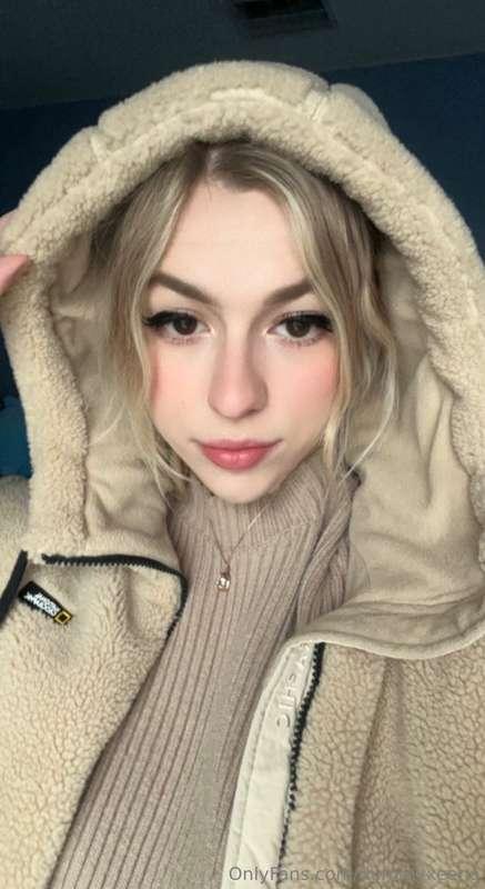 msg me if you’re horny ;)
