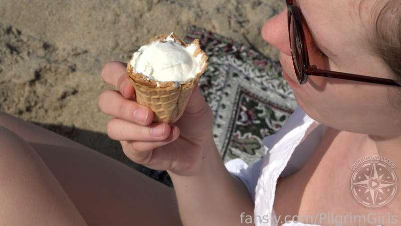 pilgrimsgirls image #1
