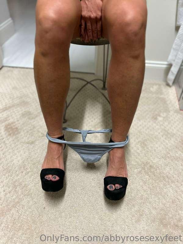 abbyrosesexyfeet image #1