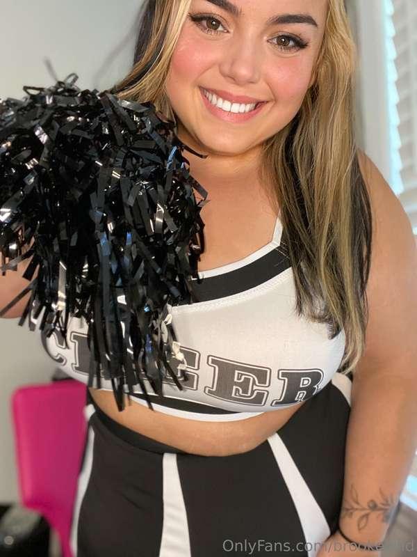 Just the girl next door ✨🖤