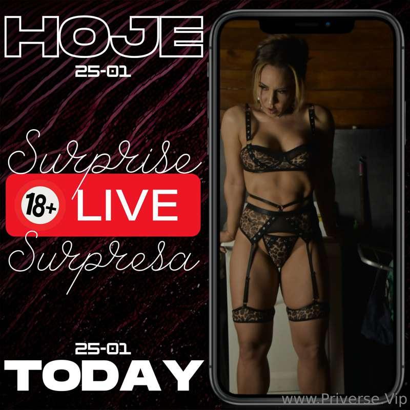 I'm going to be on Live-Stream for you today😏
Tip or comment..