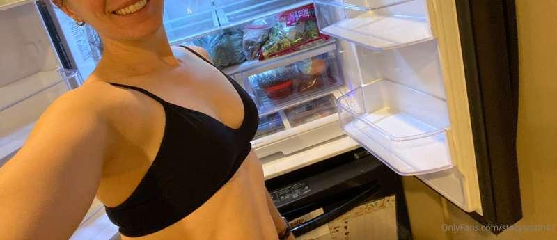 When your husband wants nude pics but you’re trying to clean..