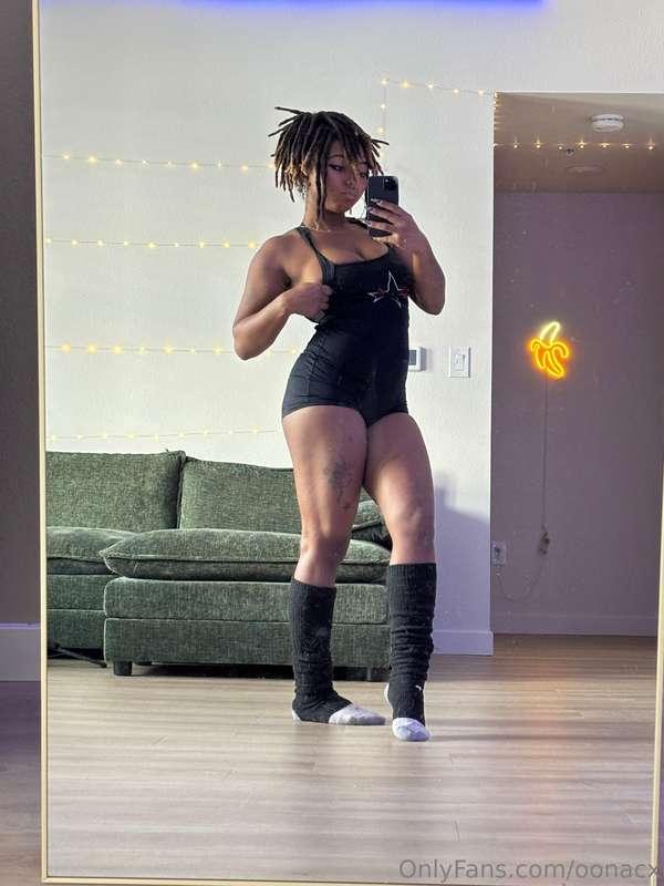 Made a free OF :3 @goonacx