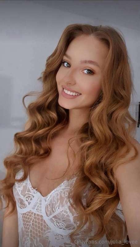 ***FREE SUBSCRIPTION***
This girl @stellablanco a real hurri..