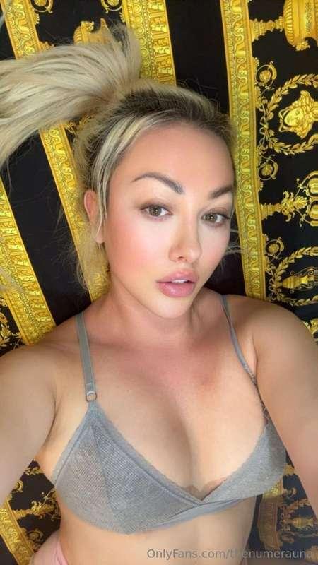 LIVE SHOW SEPTEMBER 26 @7PM PST💖 Don't miss out, hope to see..