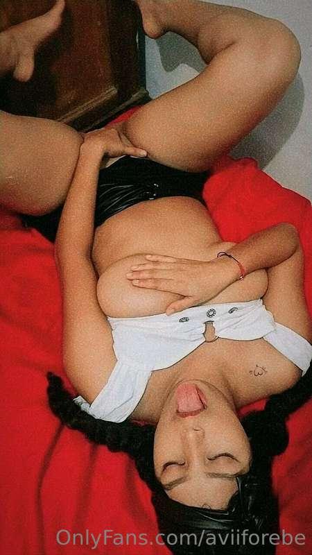 Quiero que estés haora mismo en mi cama 🙈😍
Para enseñarte un..