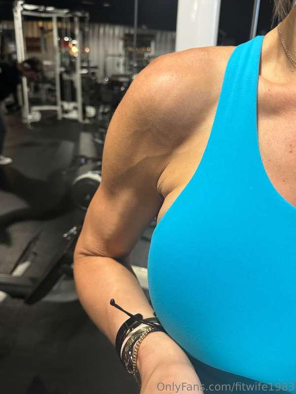 fitwife1983 image #1