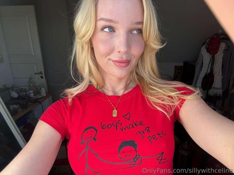 Does red make me look innocent… or not? 😈