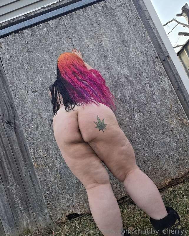 More outside naked pics 
