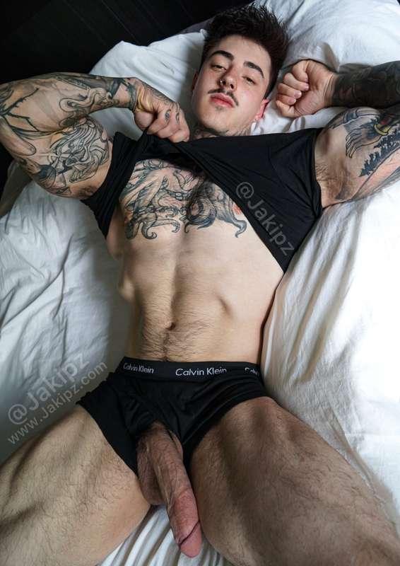 Would you get on top 😏..?