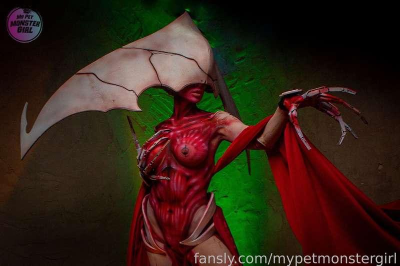 mypetmonstergirl image #4
