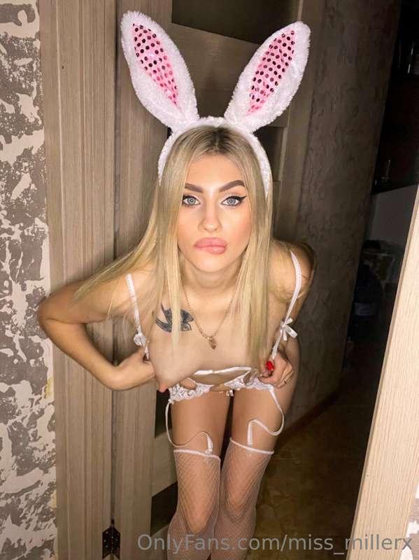 @lola_bankss is waiting exactly for you🔥
She is the best in ..