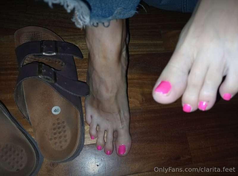 clarita.feet image #1