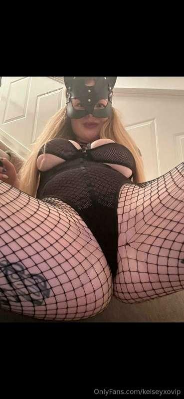 Check your DM’s for a Halloween TREAT 🎃