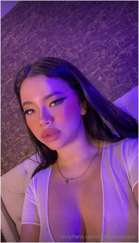 𝐅𝐑𝐄𝐄 𝐒𝐔𝐁𝐒𝐂𝐑𝐈𝐏𝐓𝐈𝐎𝐍 @lovelycassandrax