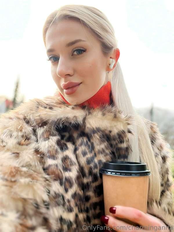 ✨Today is just great weather for walks, heart-to-heart talks..