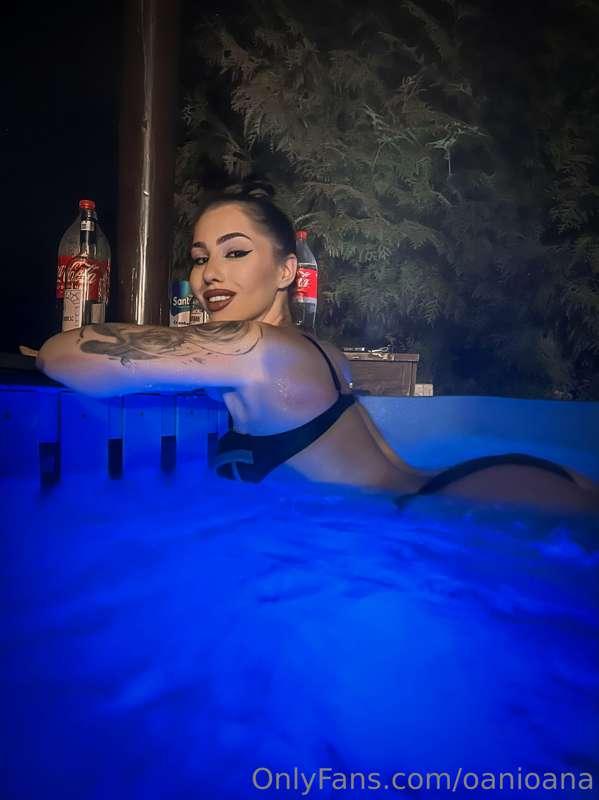 Come on my VIP ❤️🔥🔥 
https://onlyfans.com/oanaoanii