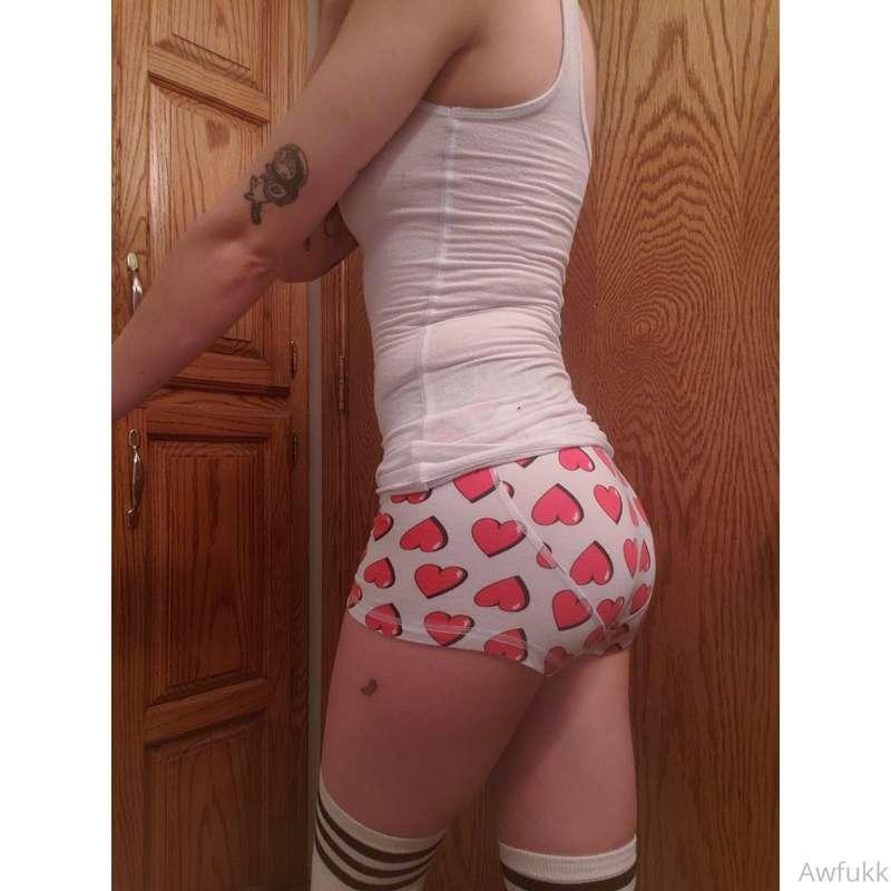 I just like what I'm wearing I'm ☆lazy☆ babyyy💋🤡