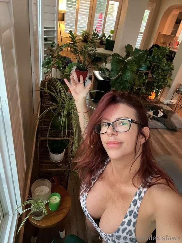 GOOOOOOD MORNING !!  Fawxy Friday!!!  I love doing Cock Rati..