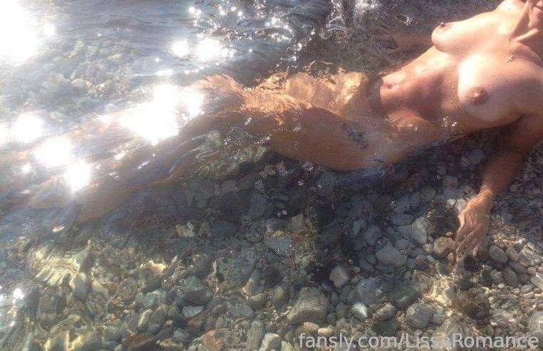 Shall we go to the sea together??  ❤️❤️


#sea #wet  #nude #naked #tits #puffytits #smalltits 