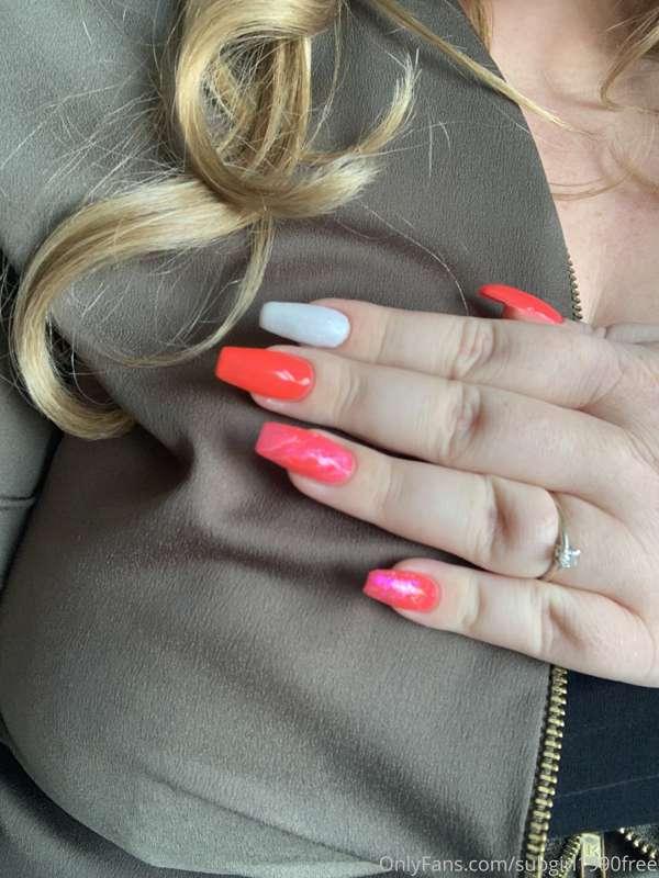 I love new nail day!