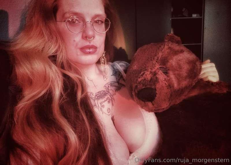 Snack Post 😇❤️‍🔥🐻