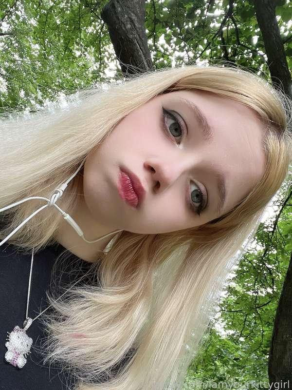 iamyourkittygirl image #0