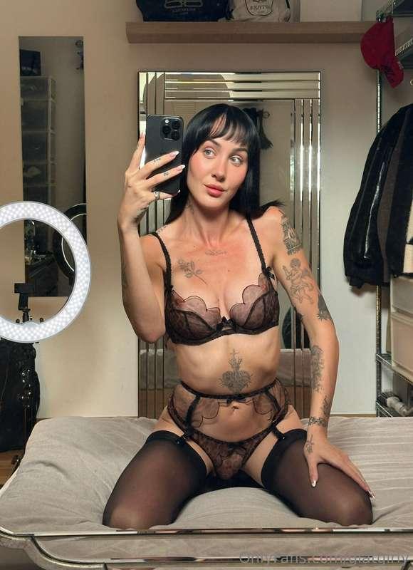 My body’s warm, my thoughts are dirty 💦🫶🏻💭