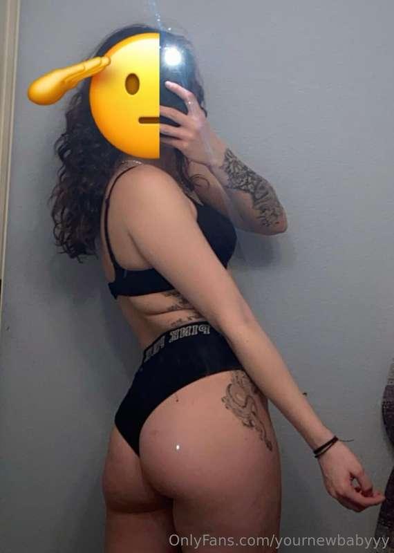 Do you like tatted girls?🥵🖤