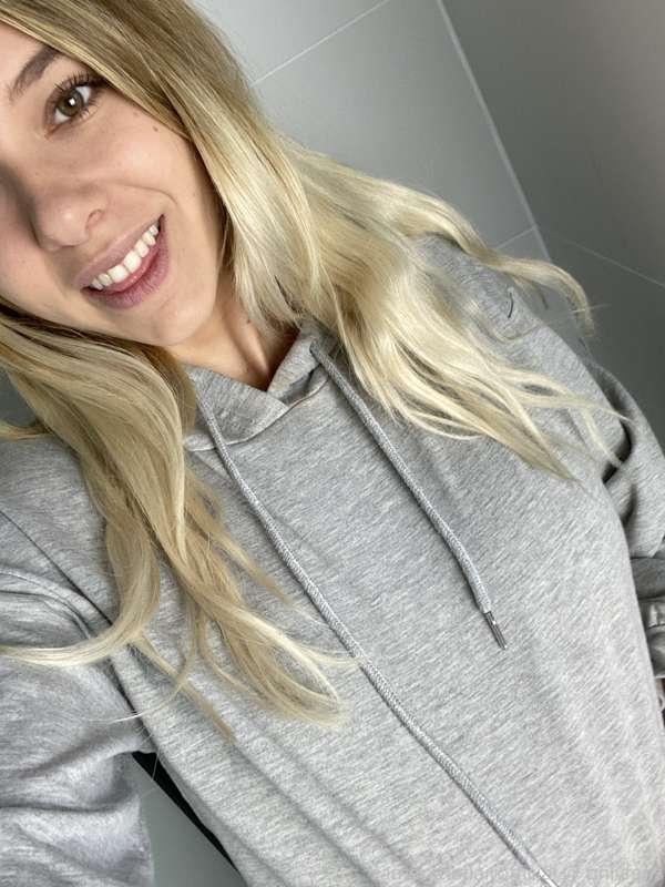 samanthaflairofficial main image