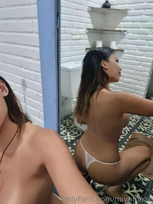 How badly do you want to see the front view😉