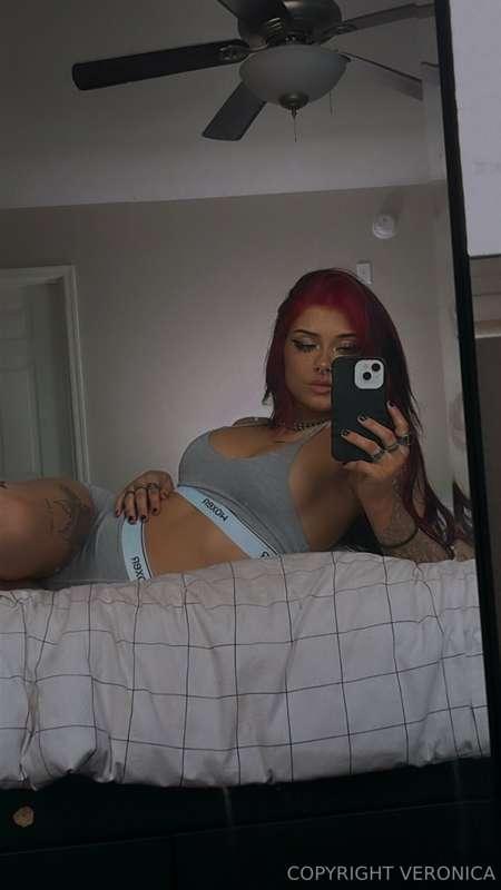 thinkin about gettin another tattoo 😋.. txt me suggestionsss..