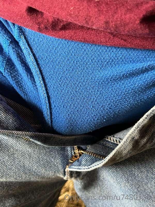 Sometimes you just gotta in zip and let the boys air out! 😉😉