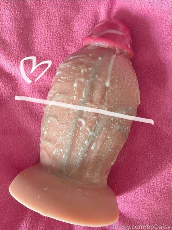 I finally started to stretch my asshole with this big boy🫣 I must say it’s really intense and I need a lot of training to be able to take it. I showed you guys on the first pic how deep I can take it for now😮‍💨 My asshole was totally destroyed after, I think I will need a break😄
Can’t wait to get this dildo full inside, it will be amazing! And of course I will share it with you guys❤️
Support me please so I can take it all inside of me!😍
#asshole #anal #assplay #analstretching #analtraining #teen #fyp