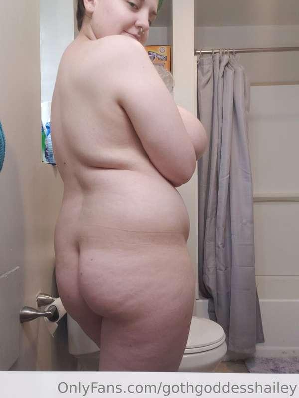 gothgoddesshailey image #3
