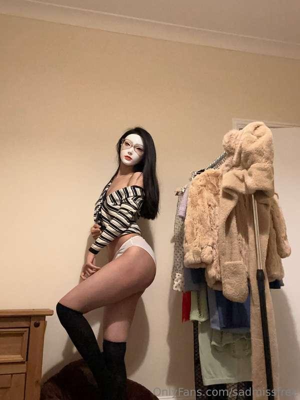 Hey sweetie, can i help you with something? 🥰
