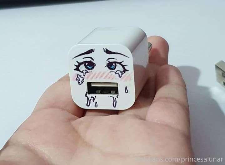 I like to stay like this charger! doing ahegao  😚🥰💜