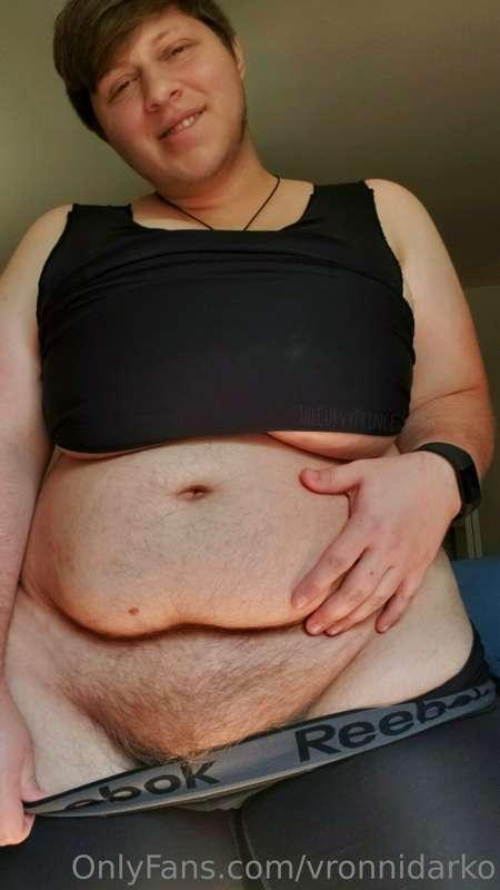 thecurvyprince image #0