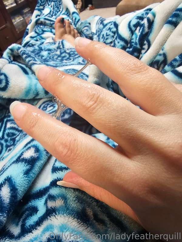 ladyfeatherquill image #0