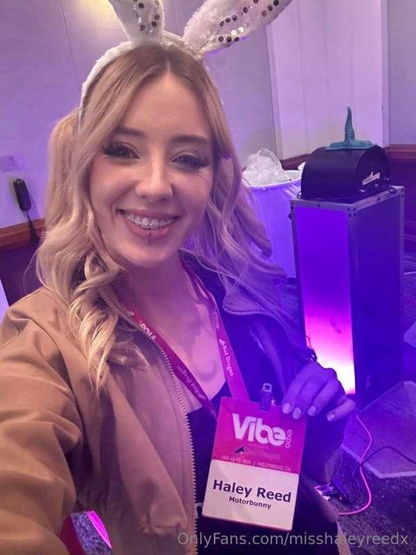 Working for motorbunny at the Vibe Expo was amazing the othe..
