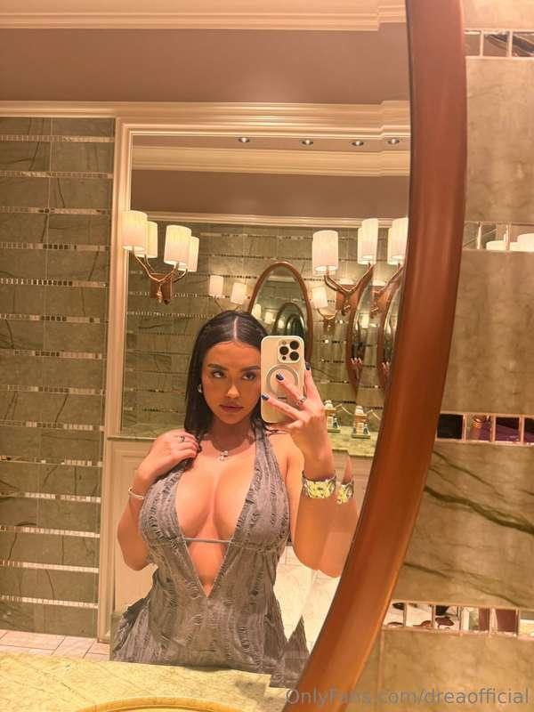 If only you knew the thoughts running through my mind rn 😈 c..