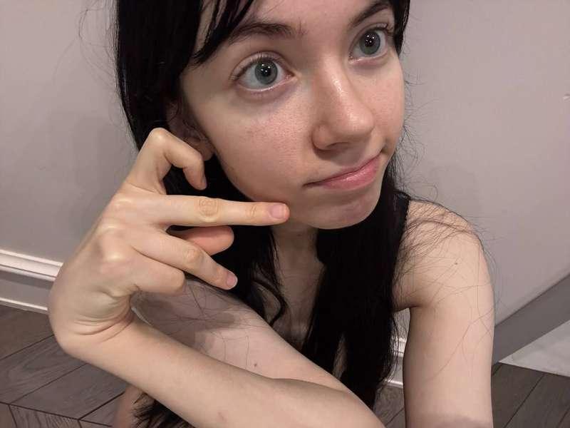 yoursmalldoll image #1