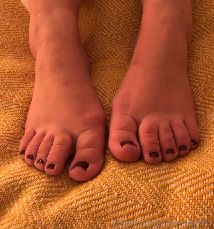 Wintery nights mean bubble baths and cosy toes 🥰