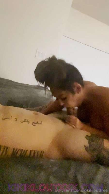 I seen your Dick on Twitter.. Wanna fuck?? Say less shortie...