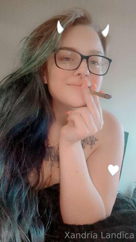 I have a Wake N' Bake Smoke Sesh live stream scheduled for A..