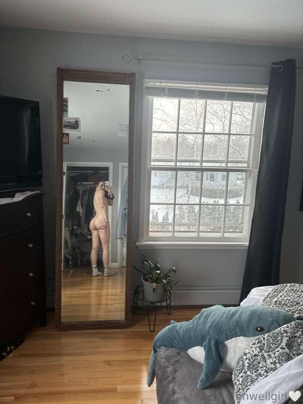unwellgirl image #0