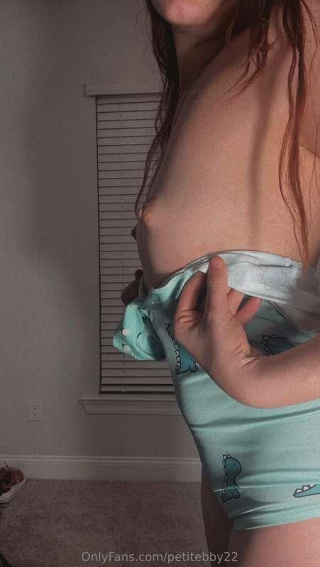 petitebby22 image #1