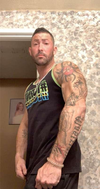 Just about to hit the gym. 😘😘😘