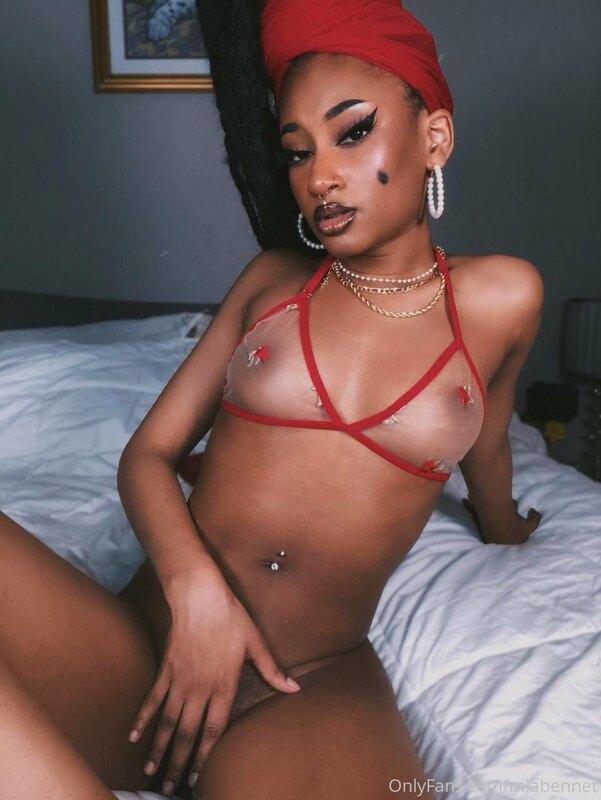 ?✨?Are you looking for a hot Saturday night? Well baby, luck..